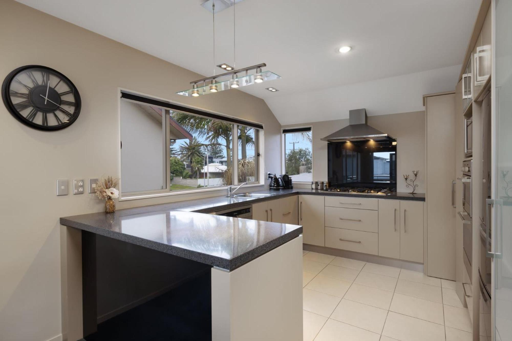 Muricata Beach House Mount Maunganui Bagian luar foto